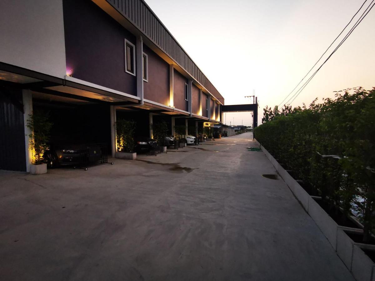 Skyline Resort Ban Khlong Lat Bua Khao Kültér fotó