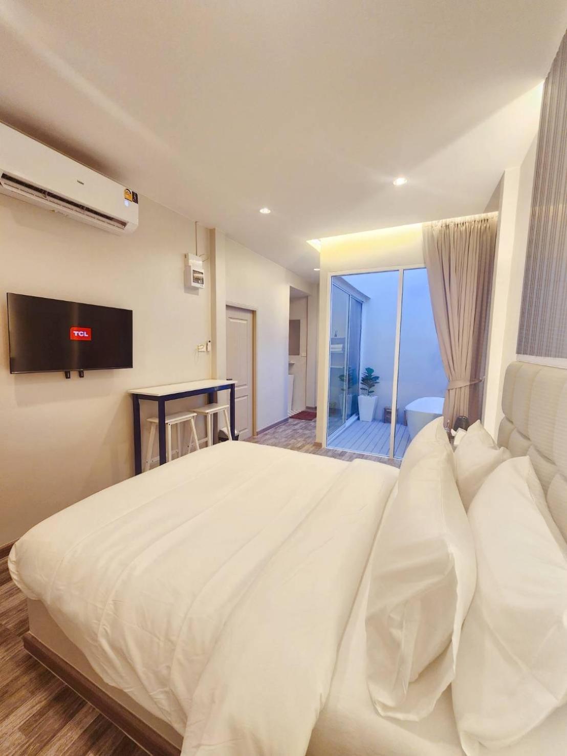 Skyline Resort Ban Khlong Lat Bua Khao Kültér fotó