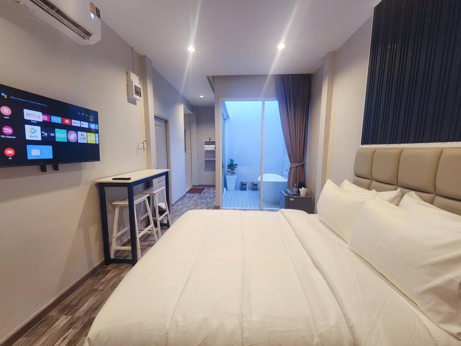 Skyline Resort Ban Khlong Lat Bua Khao Kültér fotó