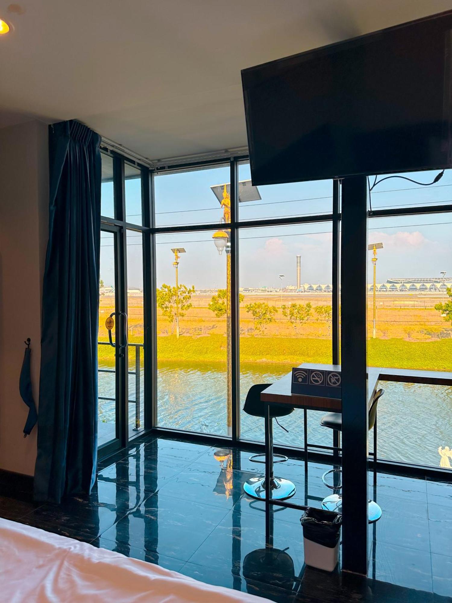 Skyline Resort Ban Khlong Lat Bua Khao Kültér fotó